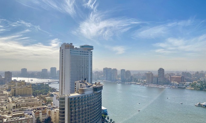 Downtown Cairo Apartamento | Chez Haytham At Four Seasons Residential Suite /Private Terrace & Nile Views