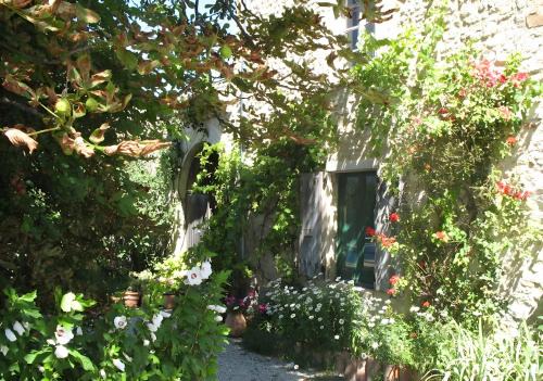 Sauzet Casa | Chez Janie Hirst - Chambres d'hôtes