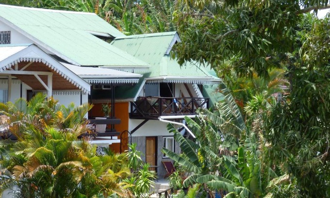 De Quincey Village Casa | CHEZ LORNA 3 nights or plus