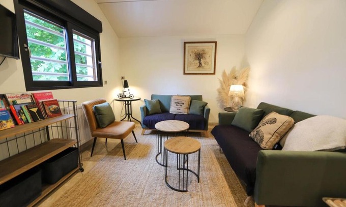 Cran-Gevrier Apartamento | Chez Maminou - 8 couchages parking proche centre