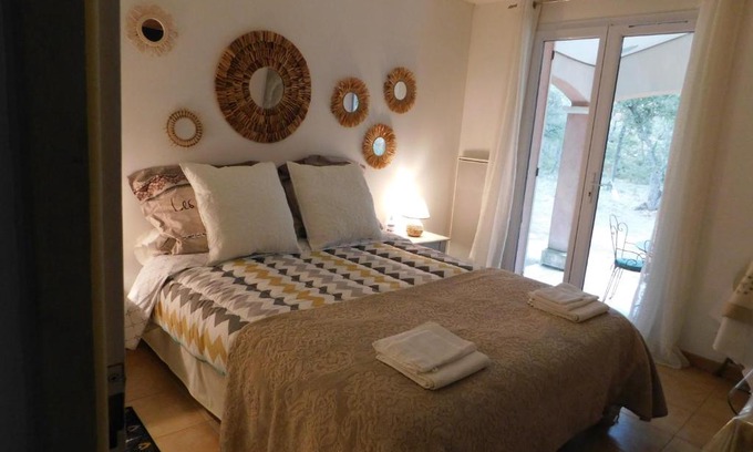 Regusse Cama Y Desayuno | Chez Marie