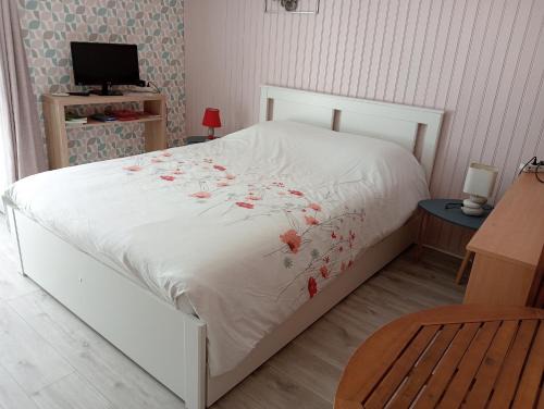 Goise-Champommier-Champclairot Casa | Chez Papinette, proche gare et centre, pdj compris