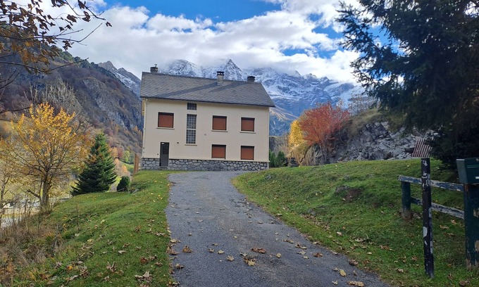 Gavarnie-Gedre Apartamento | Chez Philou Appartement Tout Équipé de 4 Chambres Pour 8 Personnes a Gavarnie