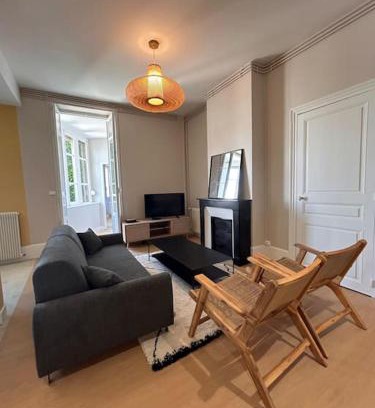 Meursault Apartamento | Chez Romain - Appartement au coeur de Meursault