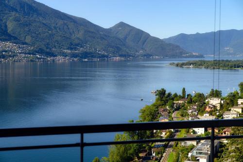 Minusio Apartamento | Chiar di Luna by Quokka 360 - loft with view of Lake Maggiore