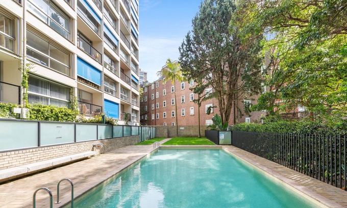 Rushcutters Bay Apartamento | Chic 1-Bed with Patio & Pool in Rushcutters Bay