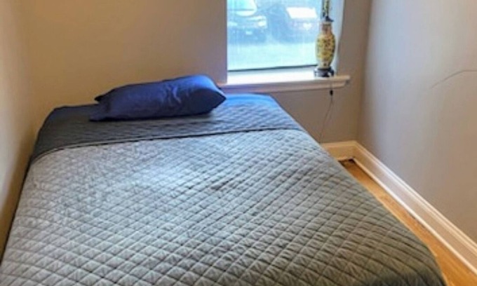 South Shore Apartamento | Chic 1-bedroom apartment in marvelous Chicago with WiFi, AC.