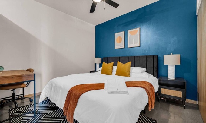 Midtown Apartamento | Chic 1BR Retreat in Midtown Detroit