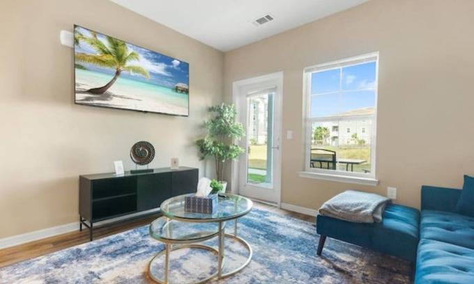 Melbourne Condominio | Chic 2 BD/2 BA Condo: Serene Escape in Melbourne