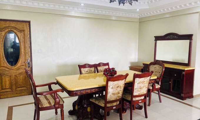 Masaki Apartamento | Chic 2-bedroom apartment with AC, WiFi in welcoming Dar es Salaam