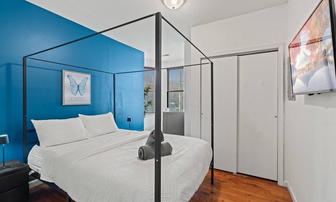 Spring Garden Apartamento | Chic 2-bedroom apartment with WiFi, AC in awesome Philadelphia