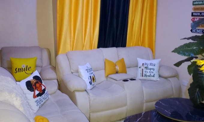 Juja Apartamento | Chic 2-bedroom apartment with WiFi, AC in awesome Kalimoni