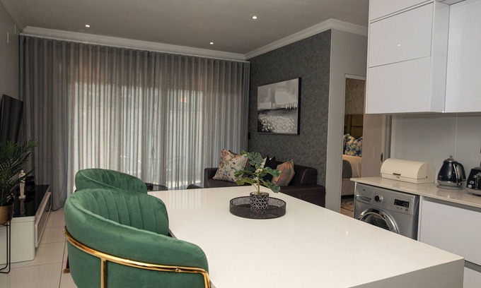Nieuw Muckleneuk Apartamento | Chic 2-bedroom apartment with WiFi, fitness room in vibrant Pretoria