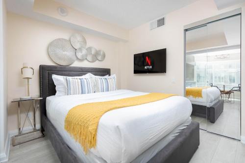 Yorkville Apartamento | Chic 2-Bedroom Condo in the Heart of Yorkville