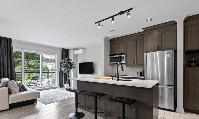 Boischatel Condominio | CHIC 201 at Montmorency Falls 10 minutes from Old Quebec