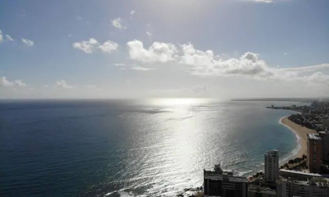 Hato Rey Sur Condominio | Chic 2BR Haven In The Heart Of Financial District