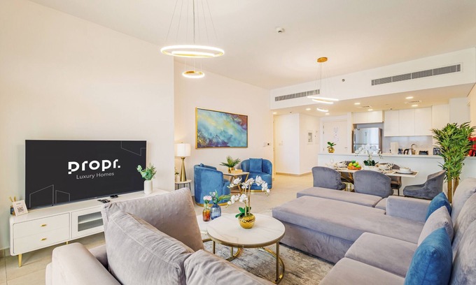 Umm Suqeim 3 Apartamento | Chic 2BR + Maid | Steps from Burj Al Arab, MJL