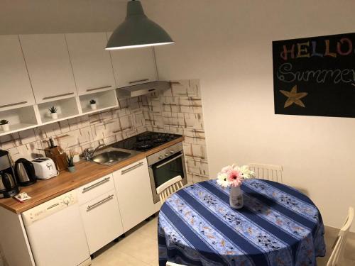 Martina Apartamento | Chic and Cozy Brsec Apartment with Sea View - Two Bedroom Apartment with Sea View