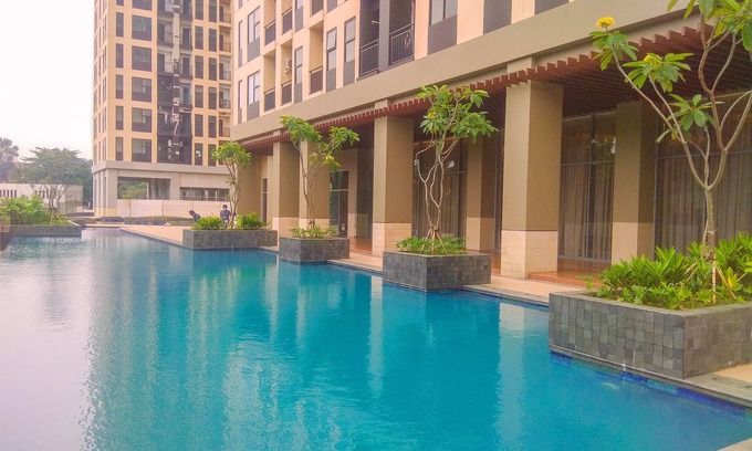 Bekasi Apartamento | Chic And Cozy Studio At Apartment Transpark Cibubur