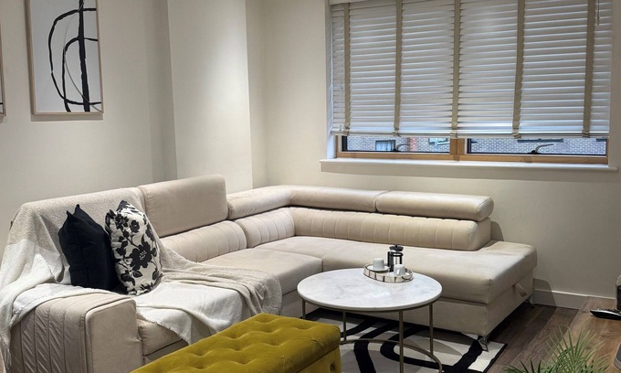 Stonebridge Apartamento | Chic Apartment in London - Modern & Cosy, Sleeps 4