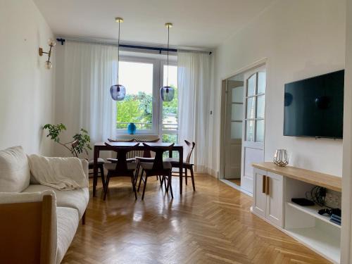 Saska Kepa Apartamento | Chic Apartment in vibrant area - National Stadium - Saska Kępa
