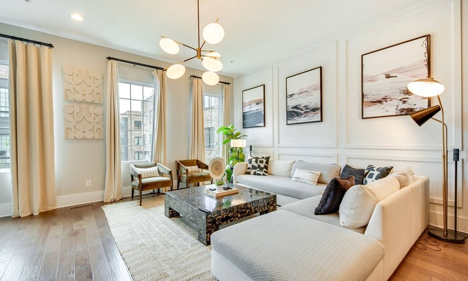 Castleberry Hill Casa | Chic Atlanta Vacation Rental ~ 1 Mi to Downtown!