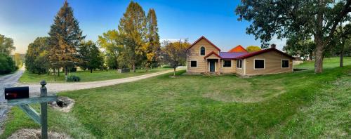 Portage Casa | Chic Country Home W Sprawling Acreage