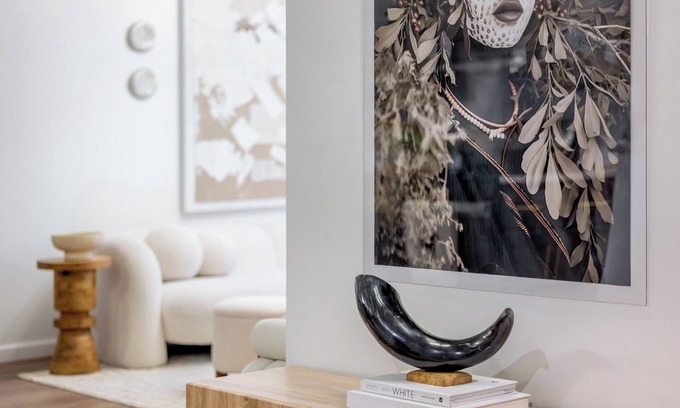 Harlem Apartamento | Chic Designer Apt for 6, City Skyline Views, near Times Square!