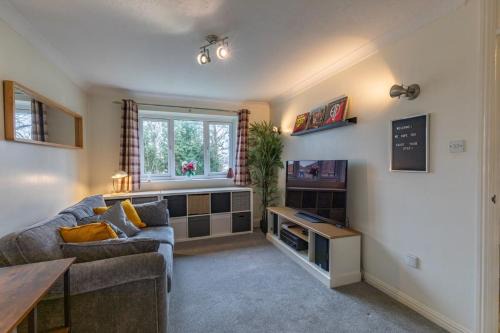 Netley Apartamento | Chic Flat in Woolston: Nr Southampton City Centre