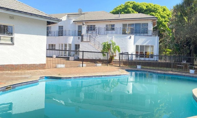 Germiston Casa | CHIC Guest House & Solar system accommodations