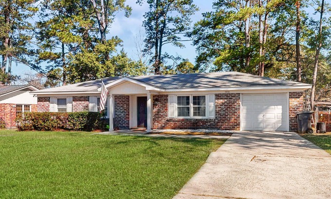 Savannah Casa | Chic home nestled between Isle of Hope and Savannah family friendly