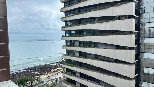 Meireles Hotel | Chic hotel suite in fabulous Meireles Fortaleza with WiFi, fitness room