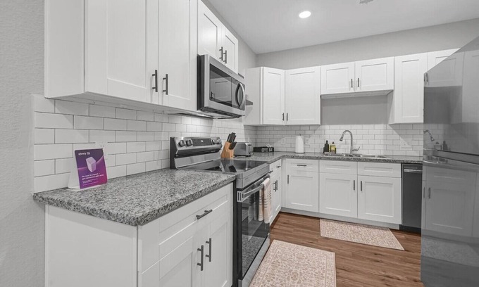 Barker Casa | Chic, Just Built 2 Bed 2 Bath Home!