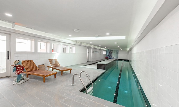 Oakland Casa | Chic Lake Stay w/ Pool, Dock & Fireplaces