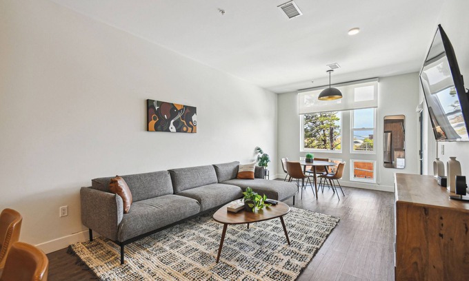 Highland Condominio | Chic Made Easy | Espadin LoHi