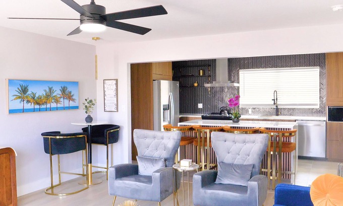 Daytona Beach Casa | Chic Mini Boutique Hotel Unit 2 at THE BELLA by EVRH