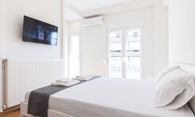 Marousi Apartamento | Chic & Modern 1-Bedroom Paradise in Marousi