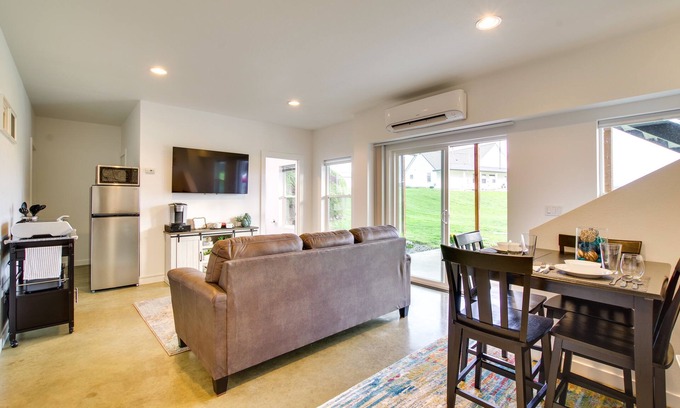 Everett Casa | Chic & Modern Snohomish Hideaway on a Working Farm