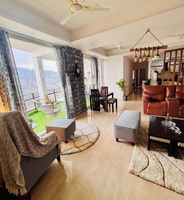 Kandaghat Apartamento | Chic Mountain Home - Peaceful Stay with Mountain & Valley View