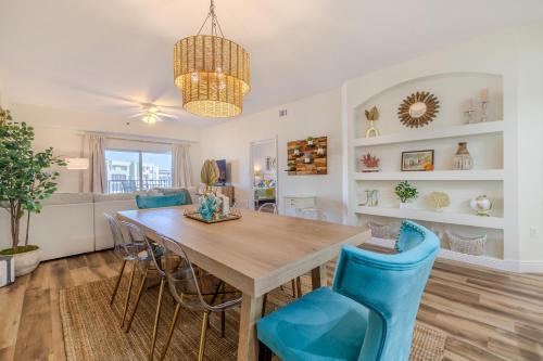 New Smyrna Beach Apartamento | Chic Oceanwalk Escape 11-504