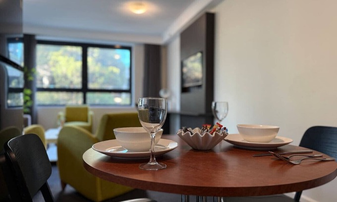 Parramatta Apartamento | Chic one bedroom in Parramatta | Pool,Spa & Dining