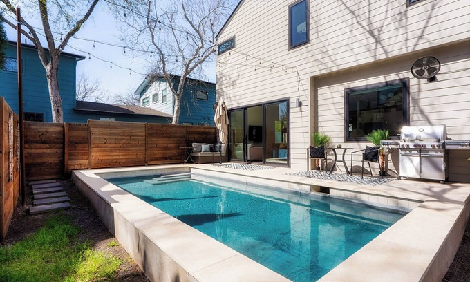 Brentwood Casa | Chic Poolside Escape - Central Austin 4BR + Pool