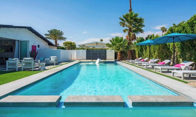 Racquet Club West Casa | Chic Private Oasis, 4 BR, Huge Pool & Spa, Views!