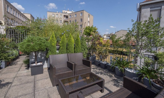 San Babila Apartamento | Chic & Quiet Apartment in San Babila