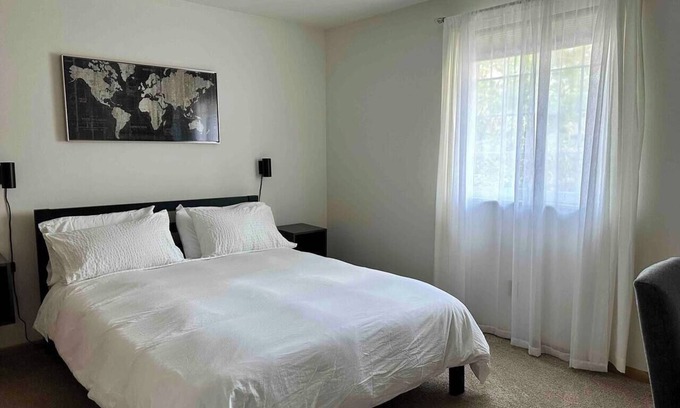 Westerville Apartamento | Chic, Simple, Clean Westerville Flat