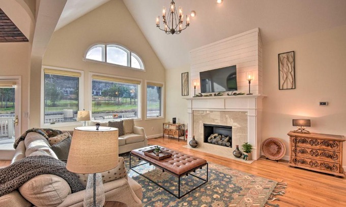 Sky Valley Casa | Chic Sky Valley Resort Home on Golf Course!