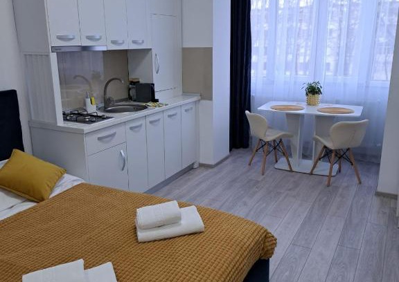 Onesti Apartamento | Chic Studio