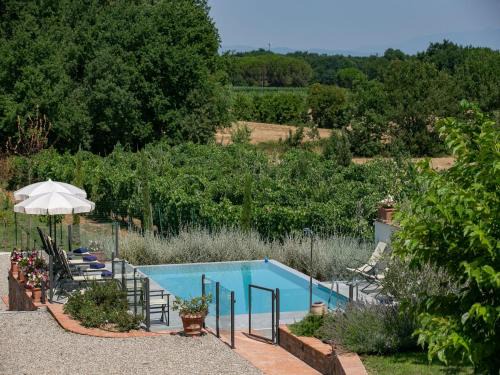 Pietraia Casa | Chic Tuscan Stay with Steam