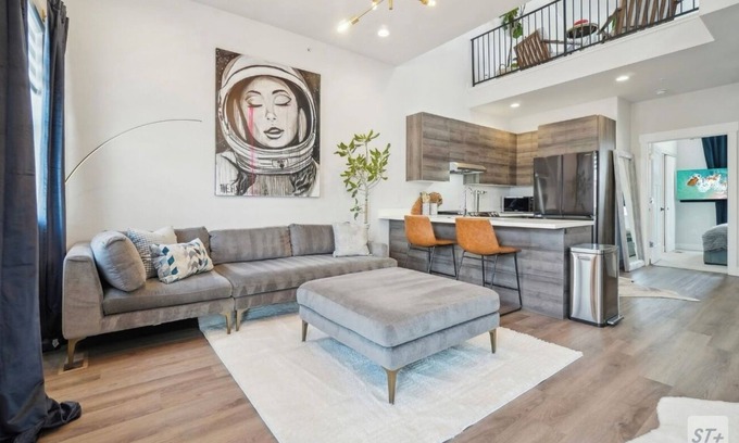 Berkley Casa | Chic Urban Loft Near Denver w/ Mtn Views