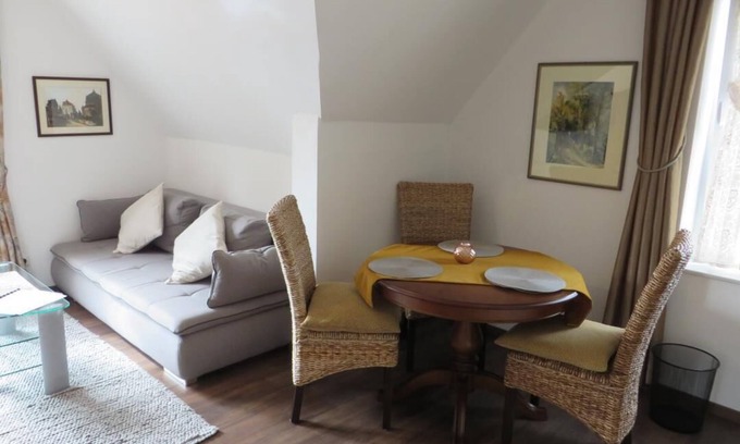 Luetetsburg Apartamento | Chic vacation apartment Julia on the North Sea
